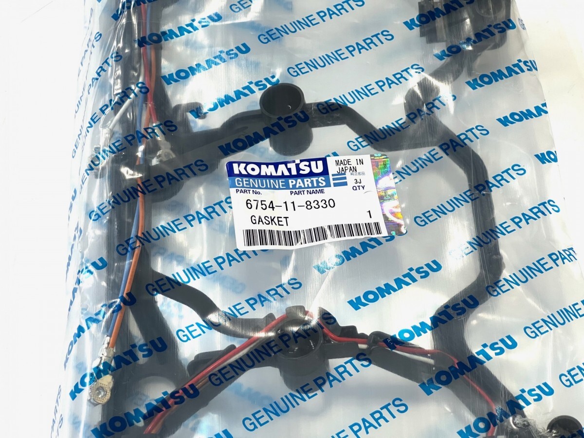 Прокладка крышки клапанов Komatsu 6754-11-8330 для Komatsu SAA6D107E