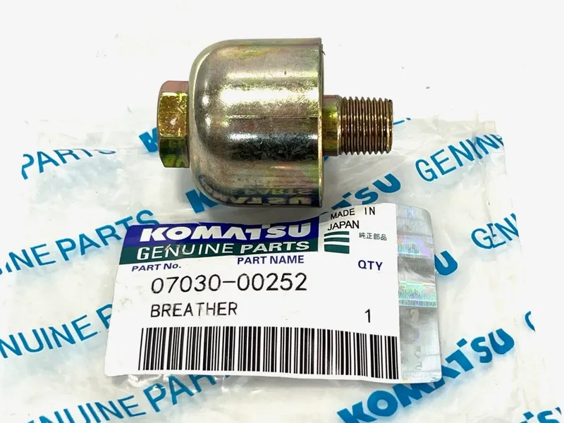 Сапун Komatsu 07030-00252 для Komatsu GD28, GD30, GD300, GD305, GD355, GD37