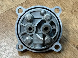 Насос откачки масла гидротрансформатора Komatsu 175-13-23500 для Komatsu D65, D155, D355, D85, D135, D75
