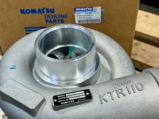 Турбокомпрессор Komatsu 6505-52-5410 для Komatsu SA6D140, SA6D140E