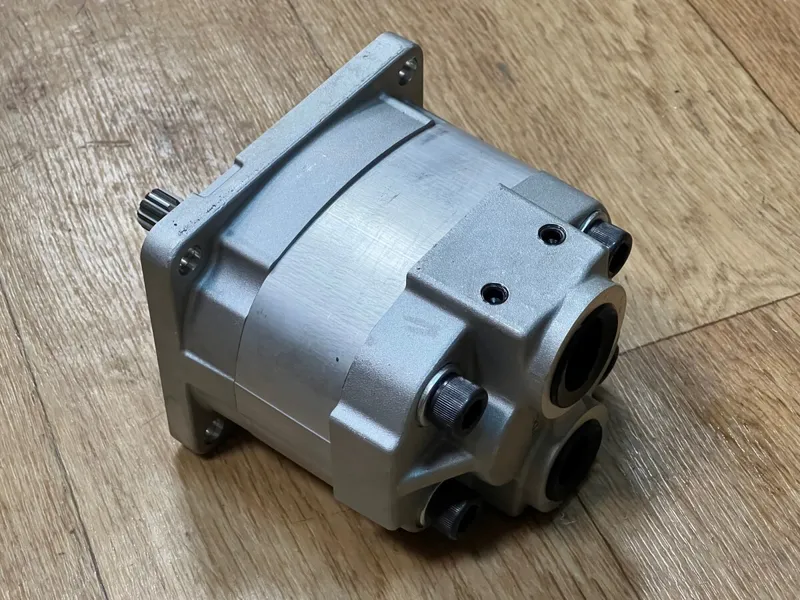 Гидравлический шестеренный насос Komatsu 705-22-28310 для Komatsu HD465, HD605