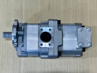 Гидравлический шестеренный насос Komatsu 705-51-30290 для Komatsu D155