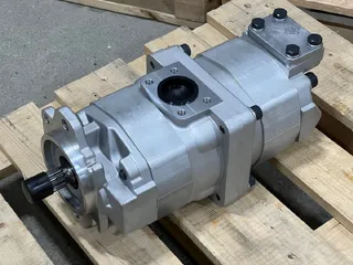 Гидравлический шестеренный насос Komatsu 705-52-30560 для Komatsu WA420