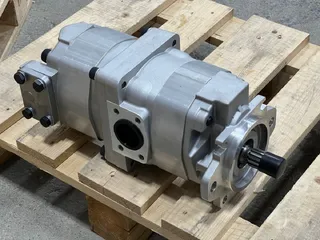 Гидравлический шестеренный насос Komatsu 705-52-30560 для Komatsu WA420