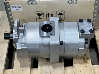 Гидравлический шестеренный насос Komatsu 705-52-30560 для Komatsu WA420