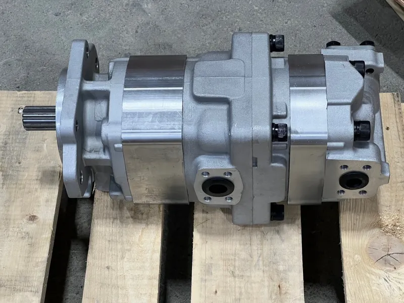 Гидравлический шестеренный насос Komatsu 705-52-30920 для Komatsu D275