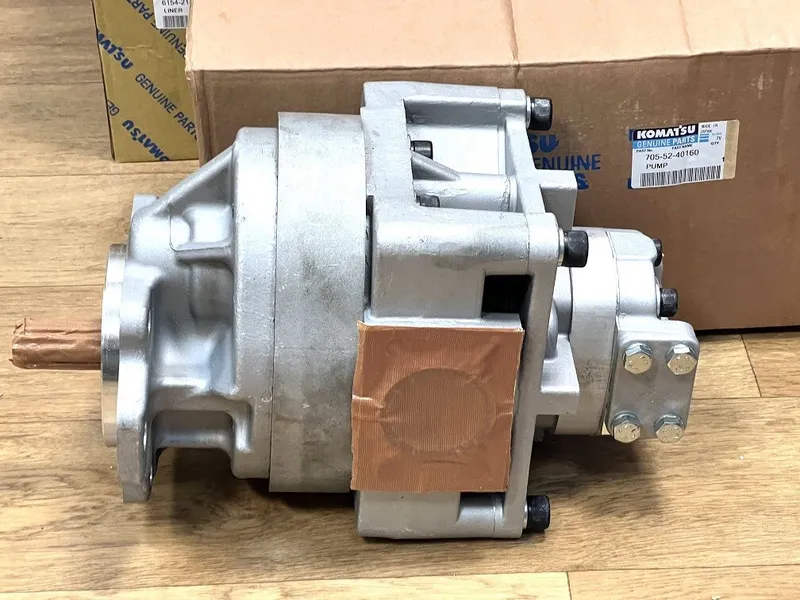 Гидравлический шестеренный насос Komatsu 705-52-40160 для Komatsu D155