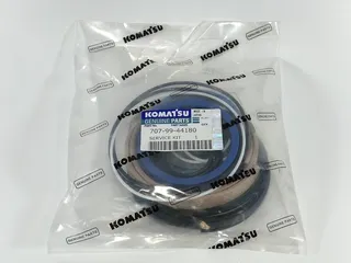 Набор уплотнений резина Komatsu 707-99-44180 для Komatsu D155