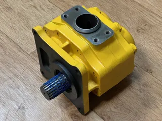Гидравлический шестеренный насос Komatsu 07440-72202 для Komatsu D155, D150